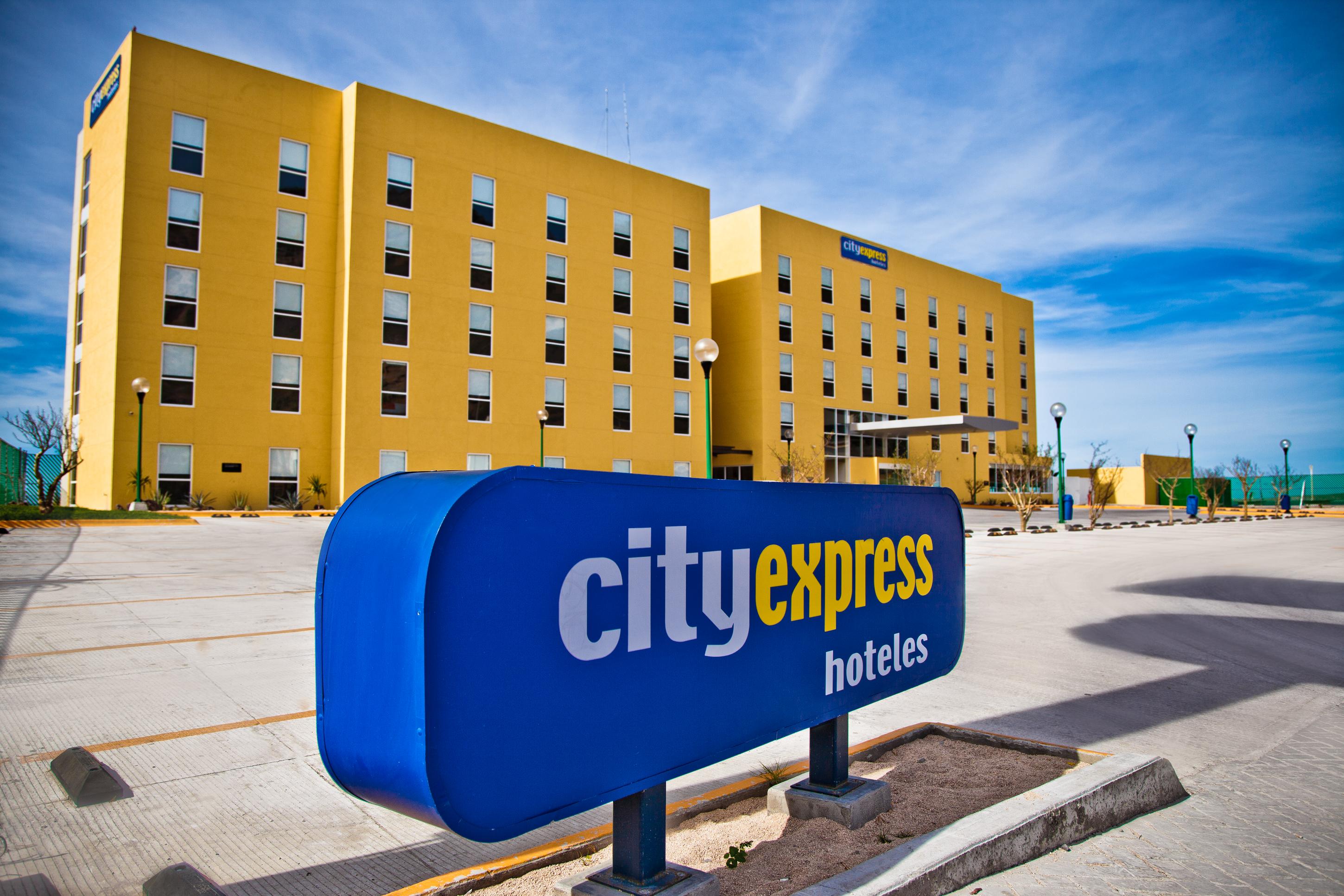 City Express By Marriott Ла Пас Екстериор снимка